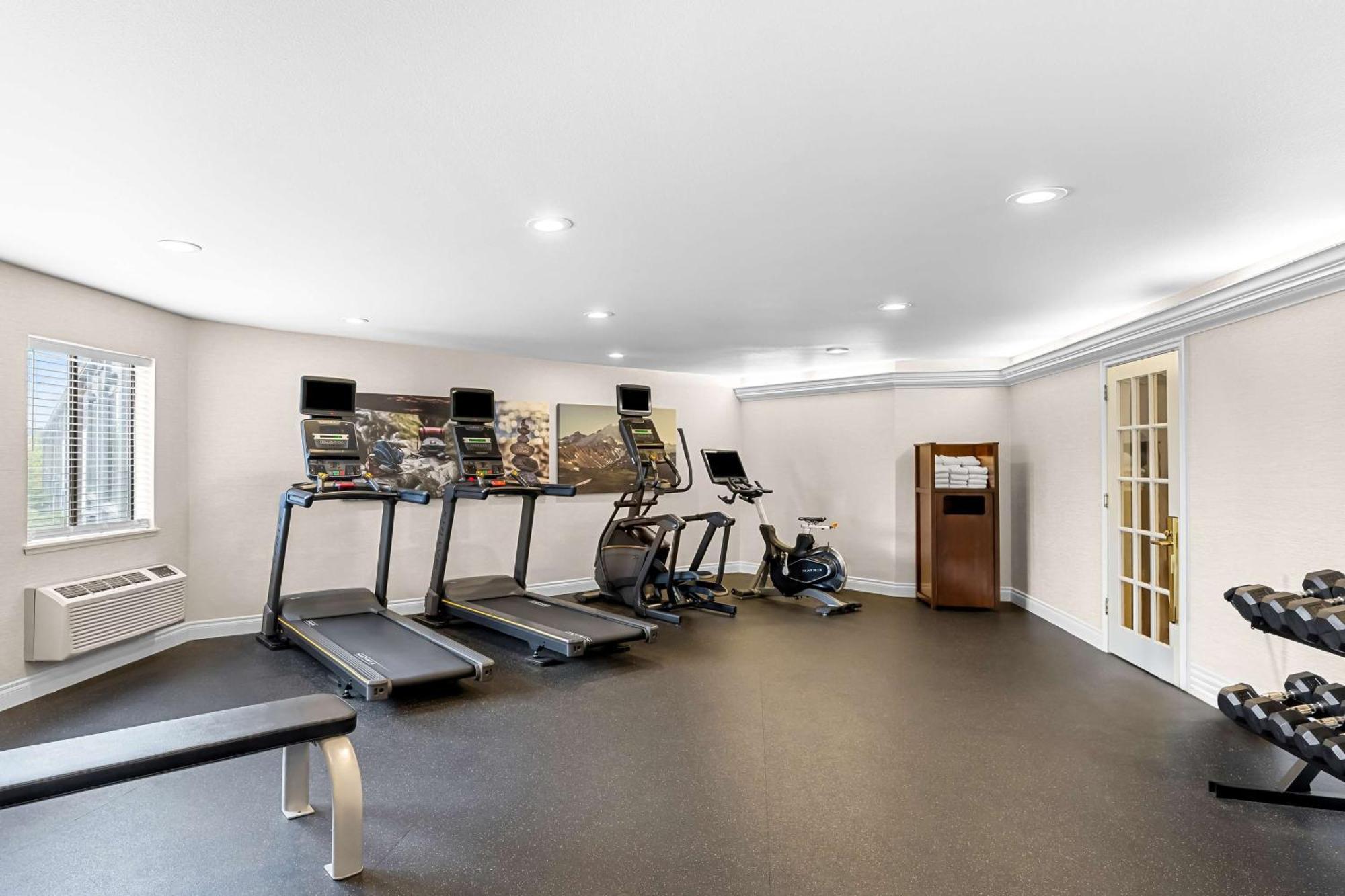 Best Western Plus Puyallup Hotel Экстерьер фото