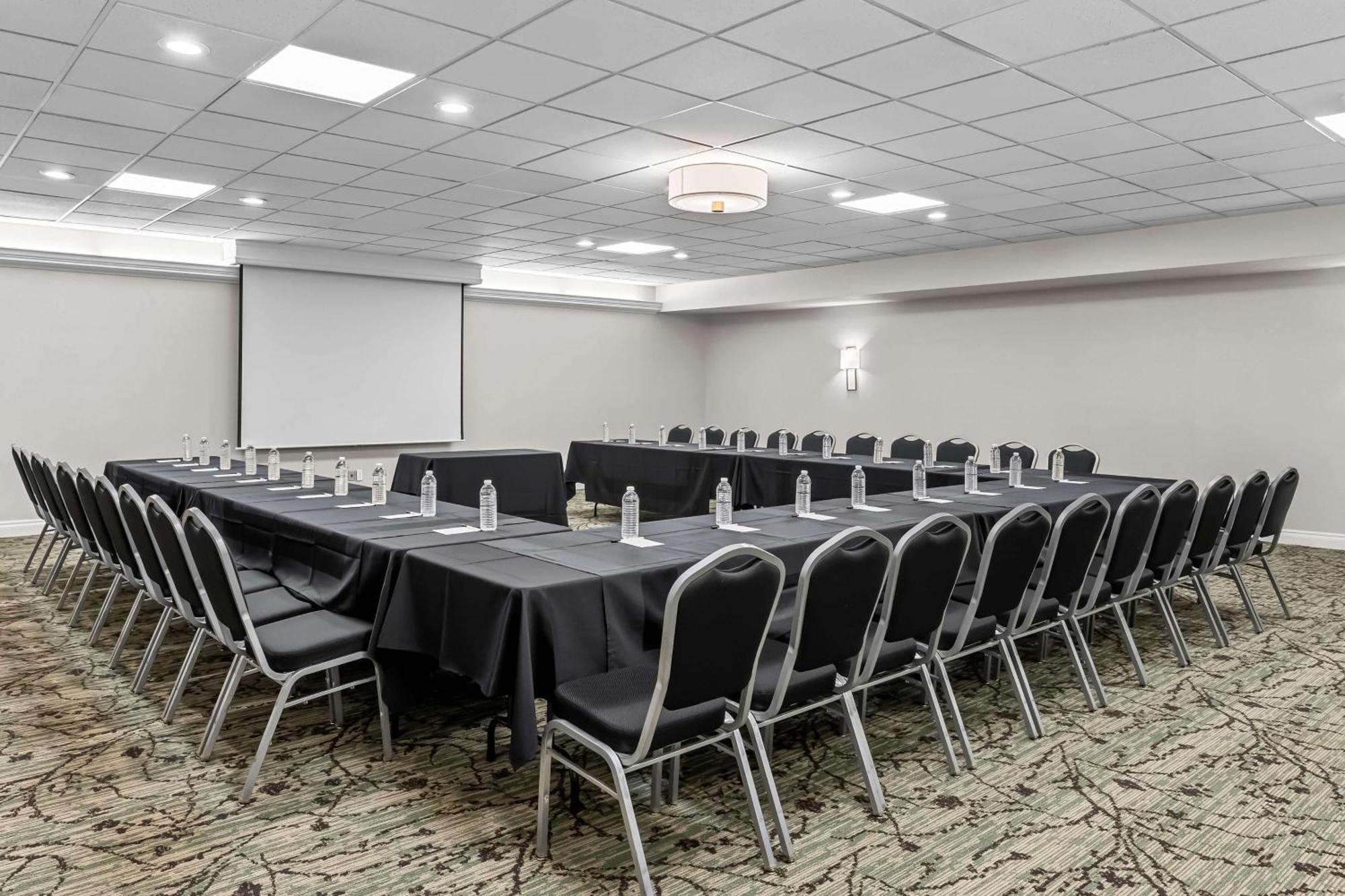 Best Western Plus Puyallup Hotel Экстерьер фото